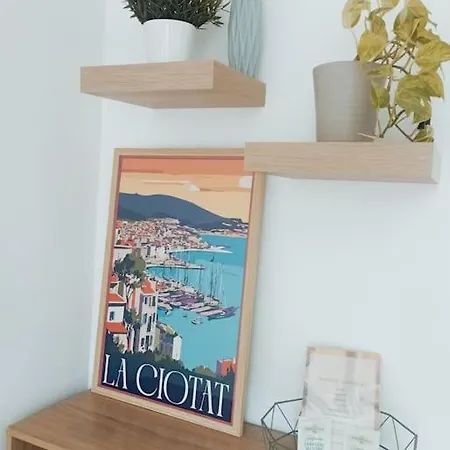 Instant Cozy Proche Avec Parking Apartment La Ciotat